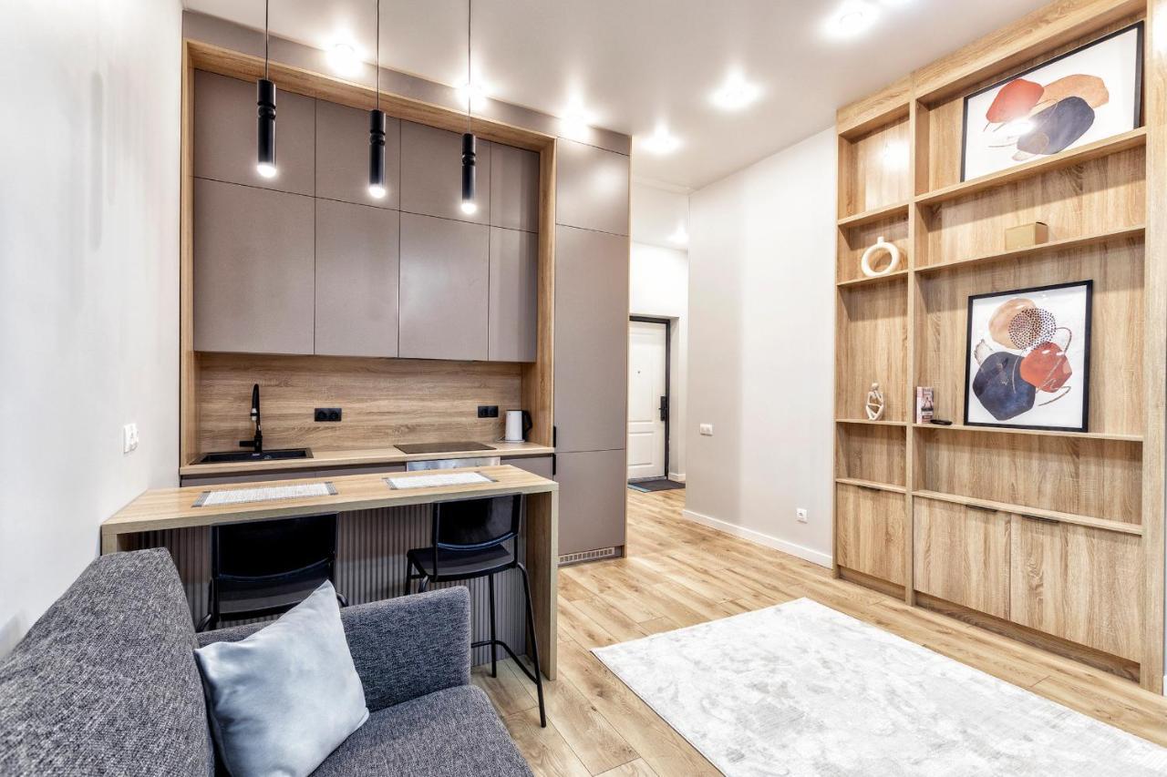 Aura Business Class Apartment Astana Bagian luar foto