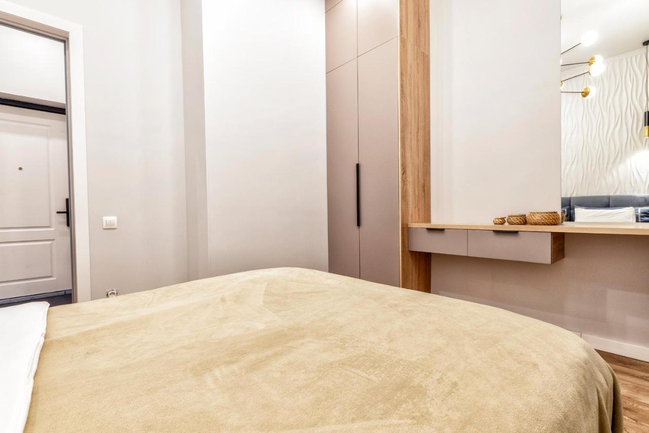 Aura Business Class Apartment Astana Bagian luar foto
